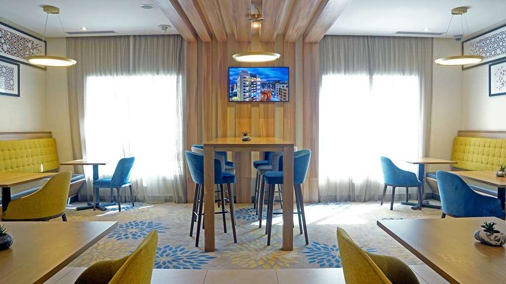 Hampton By Hilton Dubai Al Barsha Hotel Restaurant foto